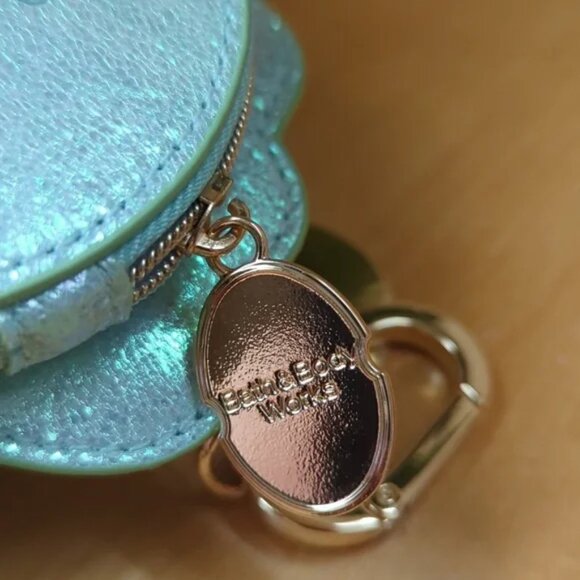 Bath & Body Works Disney princess Ariel Coin Purse Brand New - Picture 5 of 12